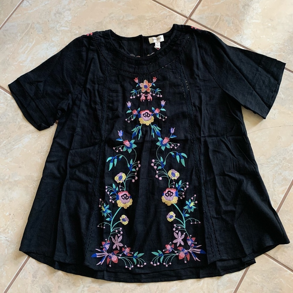 Umgee Embroidery Top